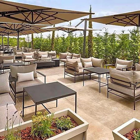 Courtyard By Marriott Lyon Eurexpo Stadium Hotel 3*