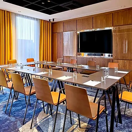 Courtyard By Marriott Lyon Eurexpo Stadium 3*
