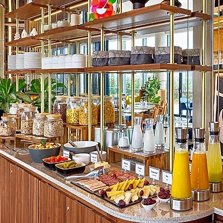 Courtyard By Marriott Lyon Eurexpo Stadium