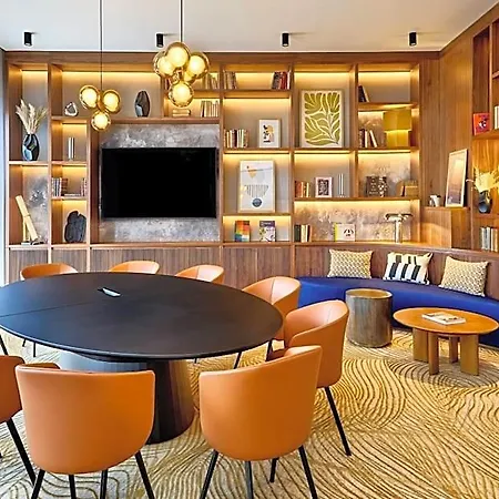 Courtyard By Marriott Lyon Eurexpo Stadium 3*